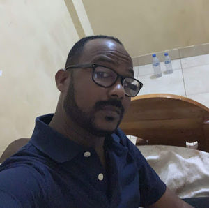 Meet your Posher, Amjad